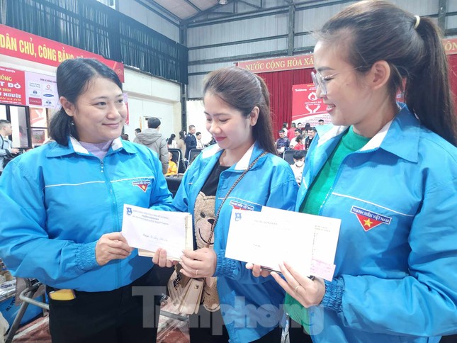 Sôi nổi Chủ Nhật Đỏ - Lễ hội xuân hồng xứ Lạng năm 2024 ảnh 13
