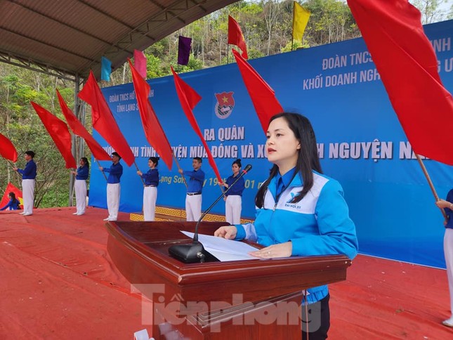 Chăm lo người dân, chiến sĩ nơi biên cương xứ Lạng ảnh 1