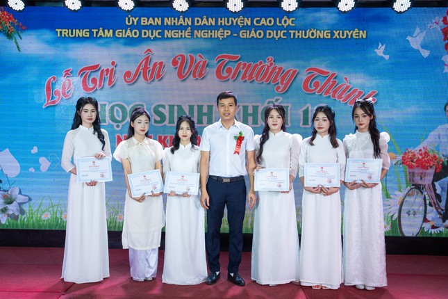 Tuổi trẻ Hà Tĩnh, Lạng Sơn hỗ trợ thí sinh có hoàn cảnh khó khăn trước kỳ thi tốt nghiệp THPT ảnh 15