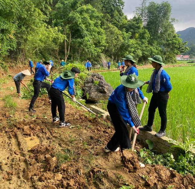 Sắc xanh tình nguyện ở miền núi xứ Lạng ảnh 4