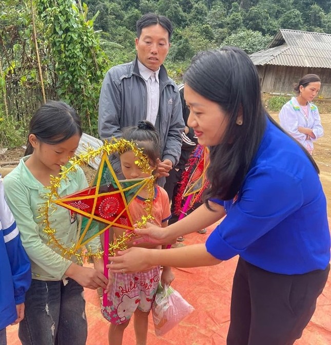 Trung ương Đoàn hỗ trợ Cao Bằng khắc phục hậu quả bão lụt ảnh 5