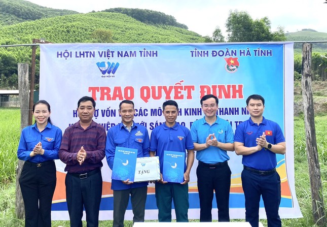 Hỗ trợ 200 triệu cho 4 mô hình kinh tế thanh niên ở Hà Tĩnh ảnh 1