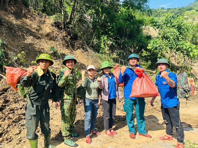 Các thành viên tham gia tình nguyện