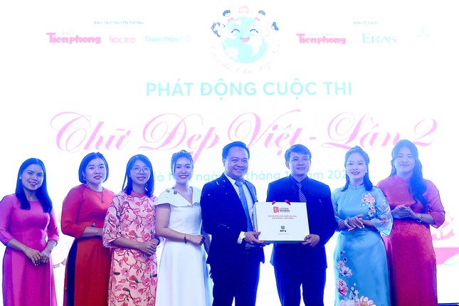 Phát động cuộc thi 'Chữ đẹp Việt lần 2' dành cho học sinh tiểu học trên toàn quốc ảnh 2