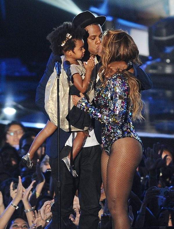 Jay-Z admitted for the first time to having an affair and cheating on his wife Beyonce photo 5