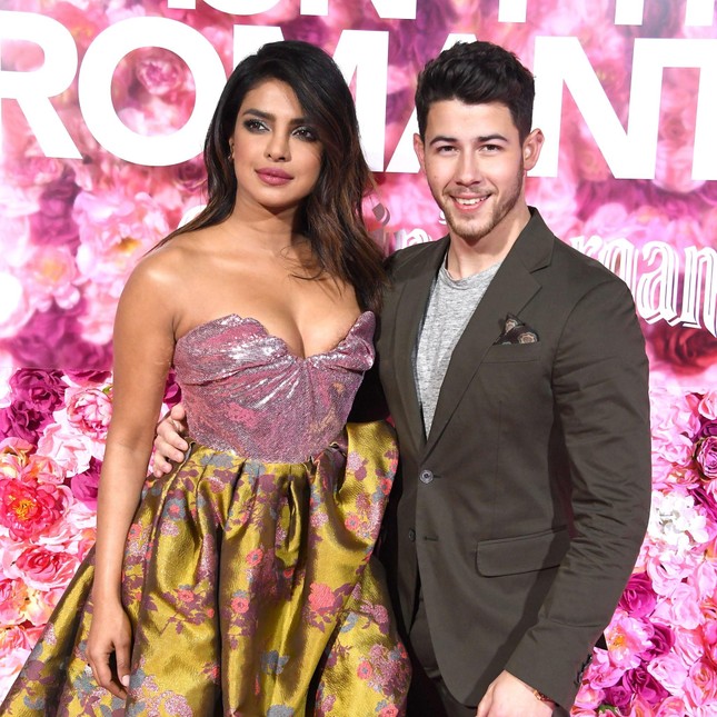 Sắc vóc quyến rũ ngất ngây của hoa hậu thế giới Priyanka Chopra ảnh 11
