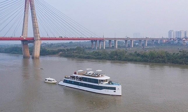 Hà Nội mở du lịch đường sông từ Hoàn Kiếm đến Sơn Tây ảnh 1