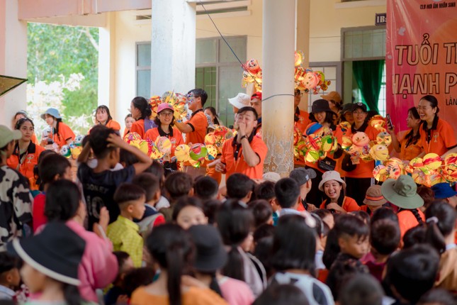 Chủ nhiệm CLB Thiện nguyện