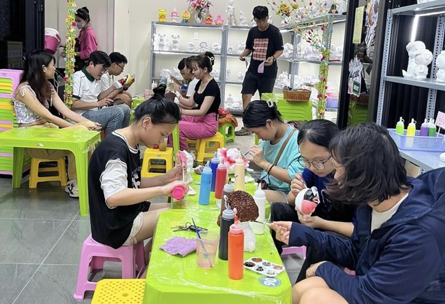 'Cơn sốt' tô tượng của Gen Z Sài Gòn có gì mới? ảnh 1