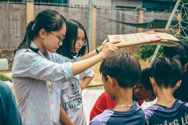 Nữ sinh Quảng Trị du học Mỹ: Kiên trì như một chú rùa với khát khao vươn ra biển lớn ảnh 3