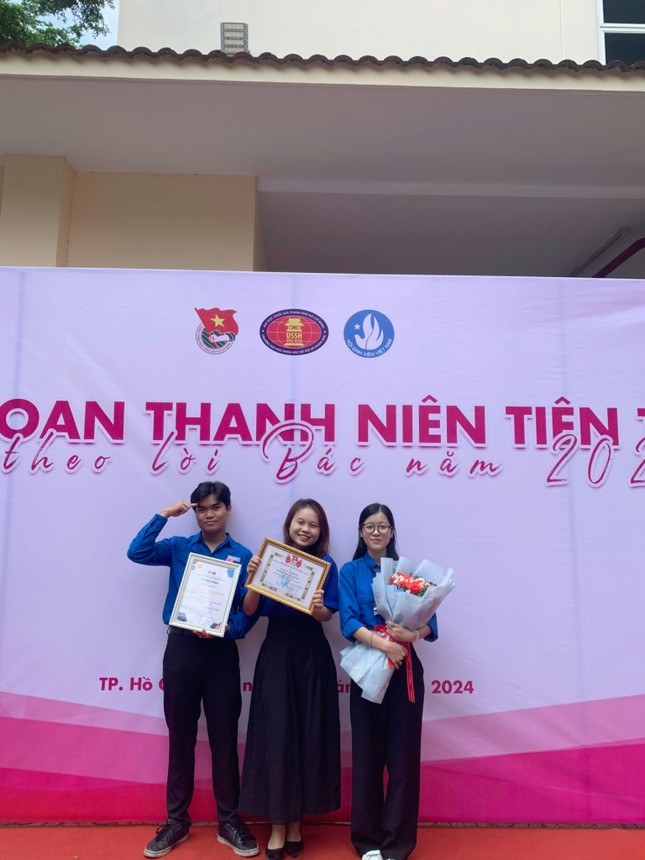 Tự hào khi thanh xuân được gắn liền với màu áo xanh tình nguyện ảnh 2