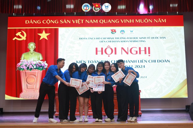 Nữ sinh Marketing NEU chinh phục GPA 3.8, là cán bộ Đoàn giàu nhiệt huyết ảnh 8