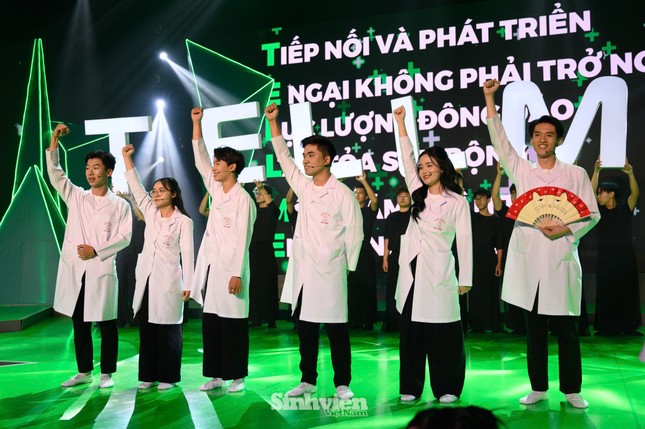 Trường Đại học Ngoại ngữ - ĐHQGHN giành chiến thắng thuyết phục tại Chung kết Sinh Viên Thế Hệ Mới năm 2024 ảnh 10