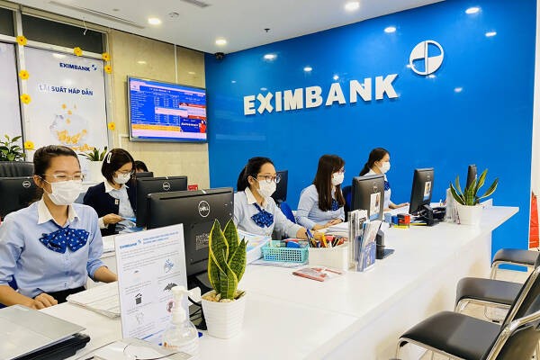 Công bố mới về tình hình cổ đông tại Eximbank, VPBank ảnh 1
