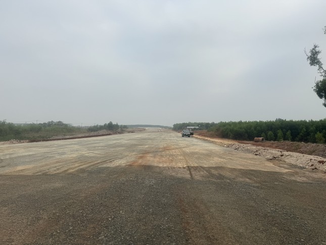 Tuyến cao tốc gần 5.000 tỷ đồng ở Bà Rịa - Vũng Tàu thi công tới đâu? ảnh 1