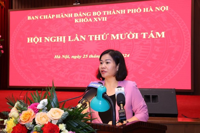Bộ Chính trị phân công bà Nguyễn Thị Tuyến điều hành Thành ủy Hà Nội ảnh 1