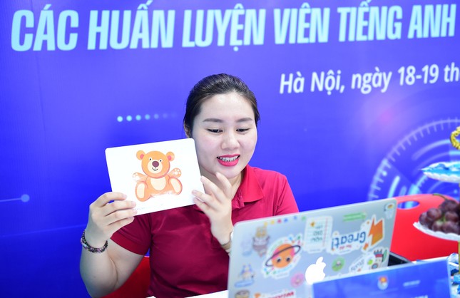 160 đại sứ áo xanh lan tỏa tiếng Anh trong Chiến dịch tình nguyện Hè 2024 ảnh 2