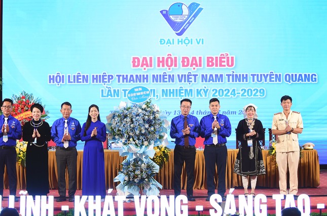 Bí thư T.Ư Đoàn Nguyễn Tường Lâm: Chú trọng tập hợp cá nhân tiêu biểu, uy tín vào tổ chức Hội ảnh 3