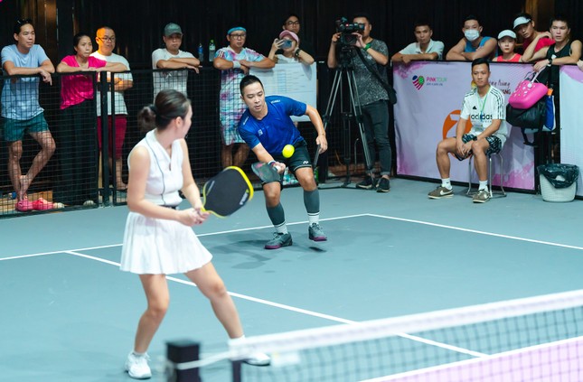 Sôi nổi giải Pickleball Gia đình trẻ Hà Nội 2024 ảnh 3