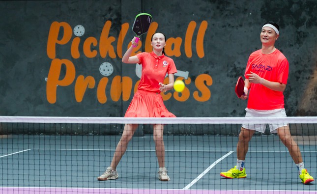 Sôi nổi giải Pickleball Gia đình trẻ Hà Nội 2024 ảnh 8