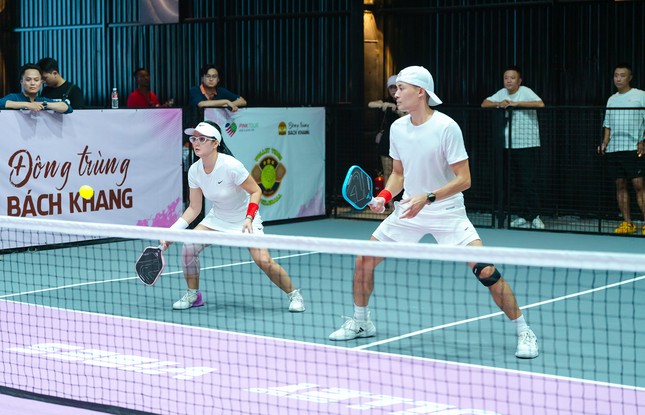 Sôi nổi giải Pickleball Gia đình trẻ Hà Nội 2024 ảnh 4