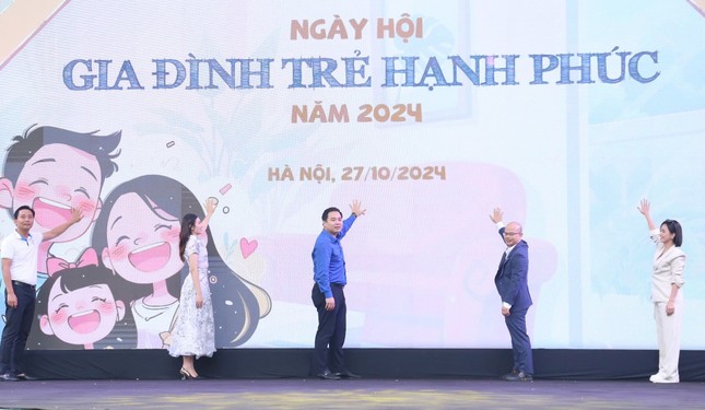 Khai mạc ngày hội Gia đình trẻ hạnh phúc 2024 ảnh 1