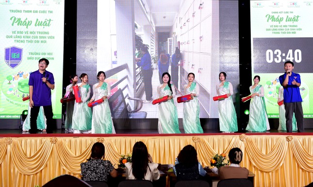 'Ngọc Hoàng, Táo quân' tuyên truyền pháp luật về bảo vệ môi trường ảnh 8