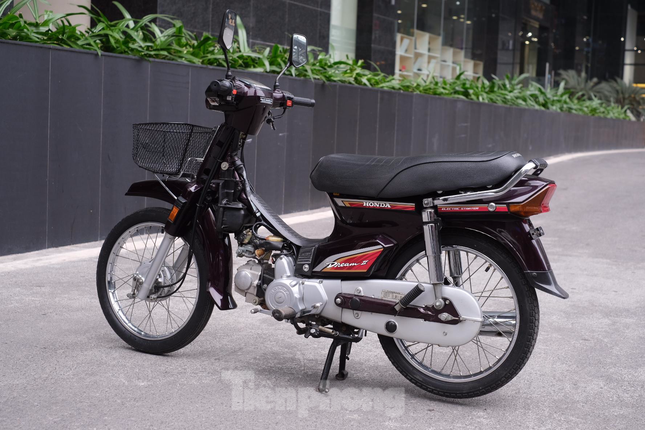 Honda Dream đời 2002 nguyên bản rao bán 300 triệu đồng ảnh 9