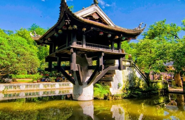 Chùa cổ nhất Hà Nội là?