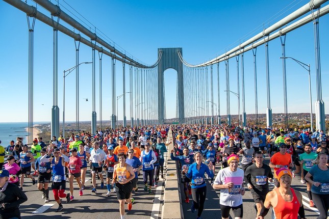 Cuộc đua marathon quy mô lớn nhất thế giới là?