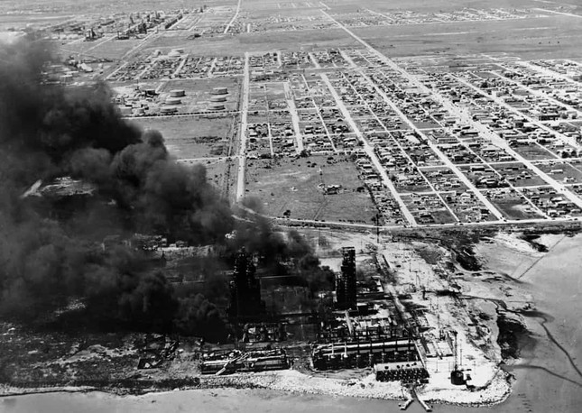 Thảm họa thành phố Texas đã phá hủy hơn 1.000 tòa nhà và khiến bao người thiệt mạng?