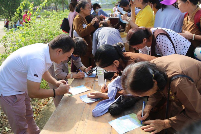 Cầu siêu cho 