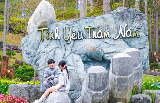 Những địa điểm giới trẻ ưa thích trong mùa yêu Valentine ở Đà Lạt ảnh 3