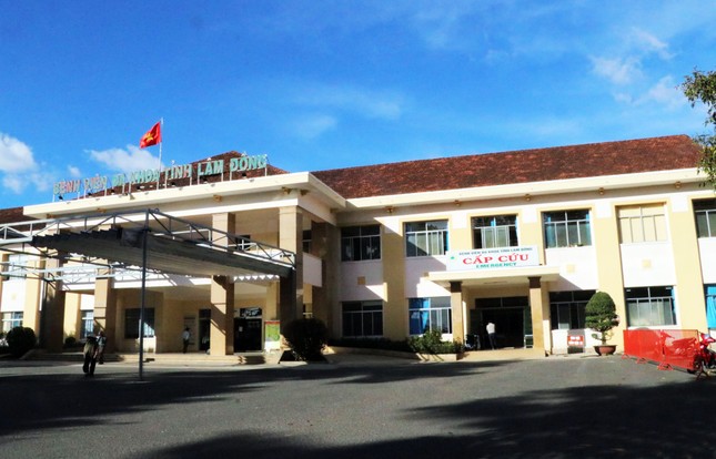 Lâm Đồng: Nhầm kết quả X-quang, bệnh nhân phải thực hiện nội soi tìm dị vật ảnh 1