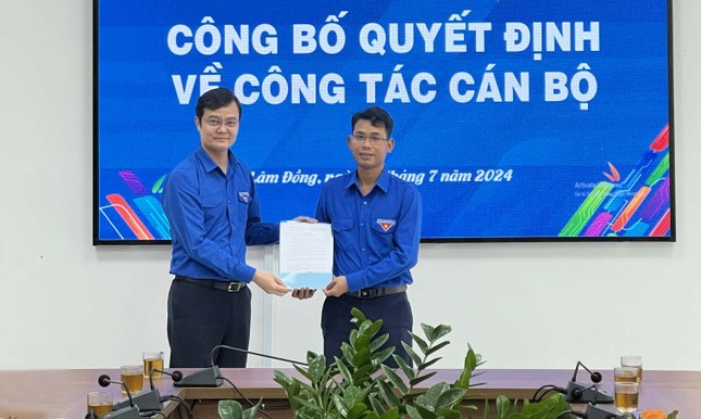 Công bố quyết định của Ban Bí thư Trung ương Đoàn về công tác cán bộ ảnh 1