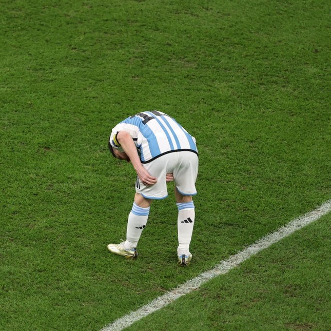 Messi bị đau, có nguy cơ bỏ lỡ trận chung kết World Cup 2022 ảnh 3