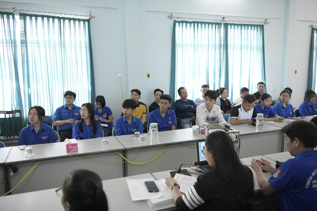 Tuổi trẻ Phú Yên đóng góp hết sức mình cho thành công của Tiền Phong Marathon 2024 ảnh 3
