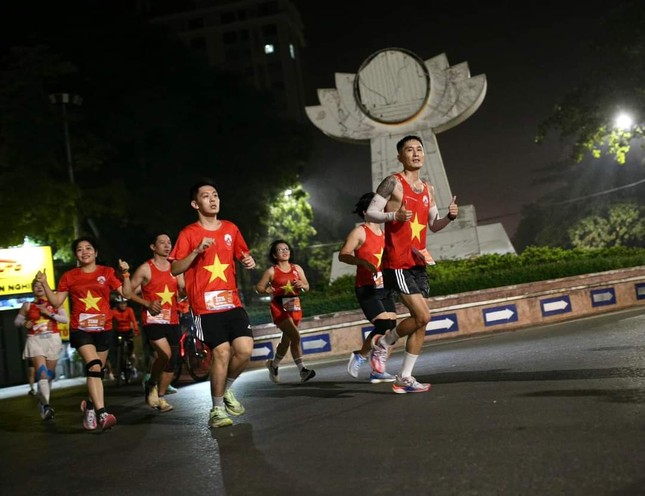 Giải chạy Marathon Tuyên Quang 2024 - Nơi vẻ đẹp và sức trẻ hội tụ ảnh 3