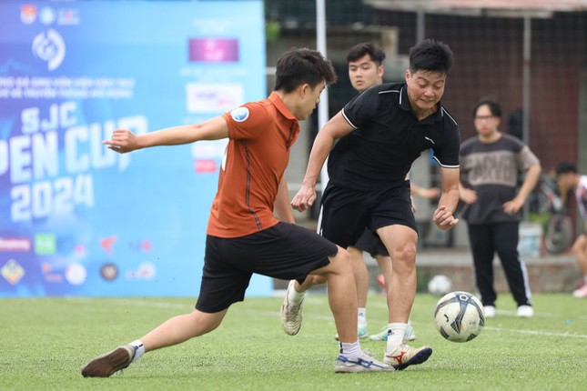 Đội bóng Tiền Phong toàn thắng vòng bảng, giành vé sớm vào tứ kết SJC OPEN CUP ảnh 3