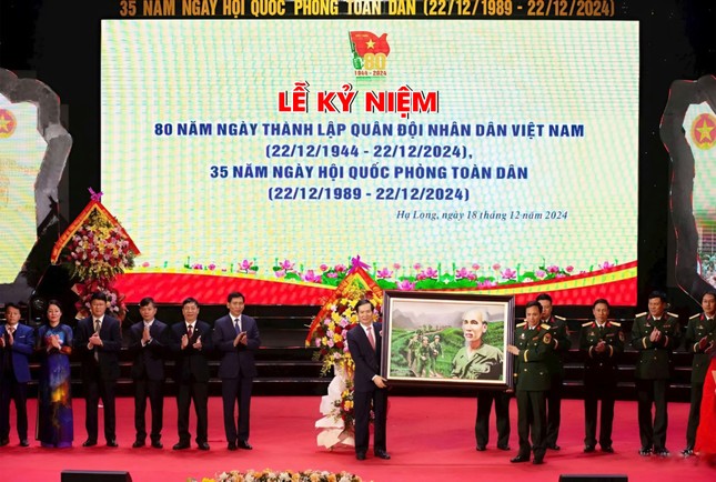 Khúc quân hành trên thành phố di sản ảnh 2