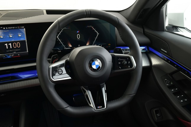 BMW 5-Series thế hệ mới ra mắt tại Thái Lan