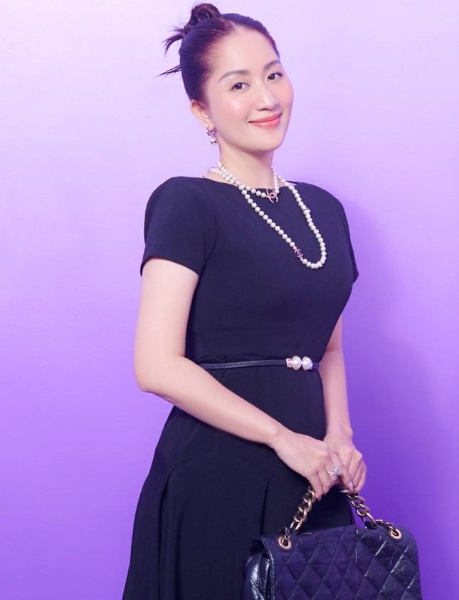 Khánh Thi chật vật giảm cân sau khi sinh con thứ ba ảnh 3