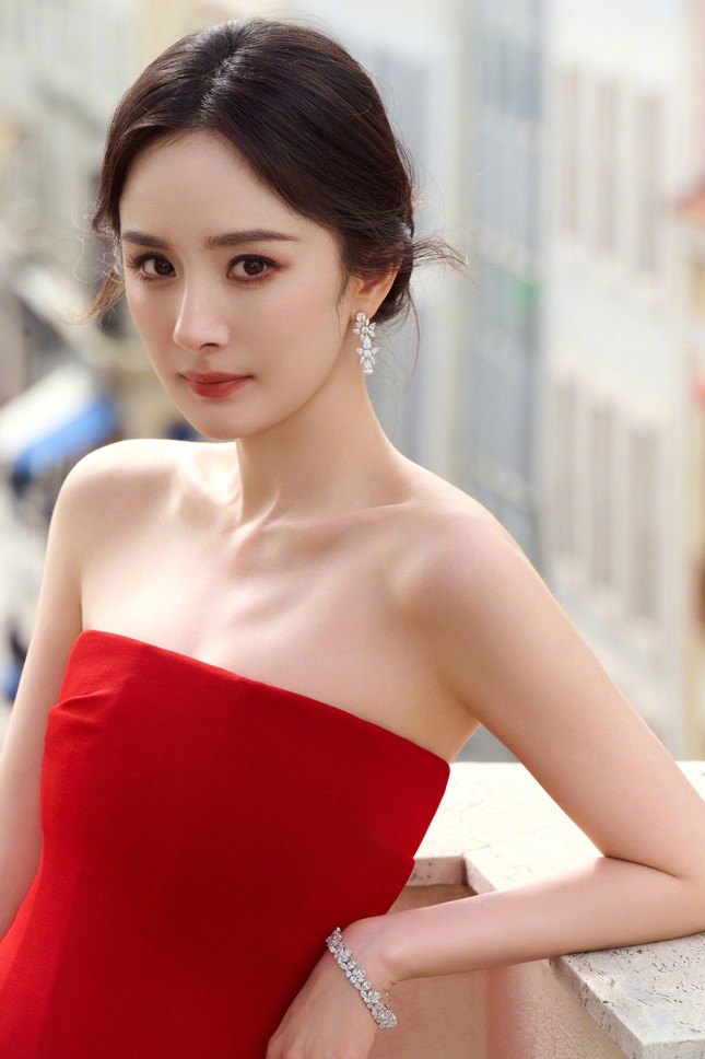 Dương Mịch mất mặt vì một tháng có 3 phim thất bại ảnh 2