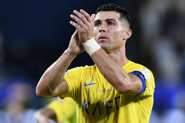 Ronaldo tịt ngòi khiến Al Nassr ôm hận ảnh 1