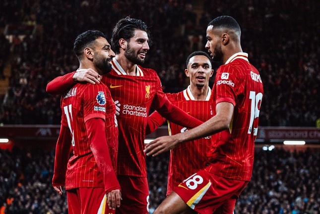 Salah lập kỷ lục rồi gửi thông điệp chia tay Liverpool ảnh 2