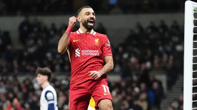 Lập cú đúp giúp Liverpool hủy diệt Tottenham, Salah chinh phục 3 kỷ lục ảnh 1