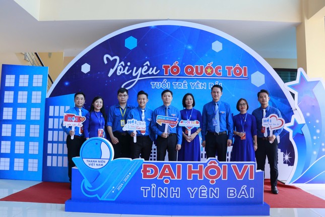 Sắc màu rực rỡ từ các thanh niên dân tộc tham dự Đại hội Hội LHTN tỉnh Yên Bái ảnh 16