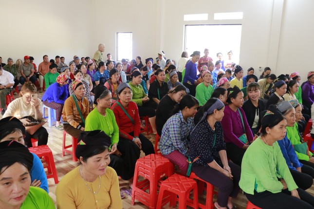 Gác đau thương, người dân Làng Nủ tổ chức Ngày hội Đại đoàn kết toàn dân tộc ảnh 6