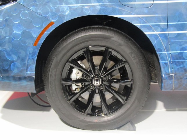 Honda CR-V sẽ có bản chạy pin nhiên liệu hydro trong năm nay