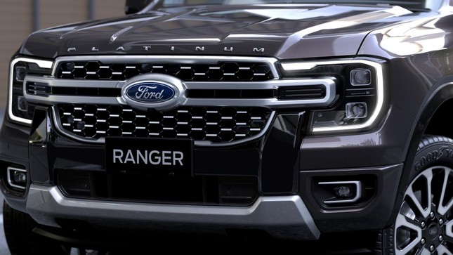 Ford Ranger Platinum động cơ V6 sắp ra mắt Đông Nam Á ảnh 2